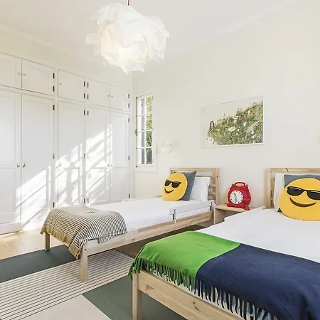 Eucalipto By An Island *