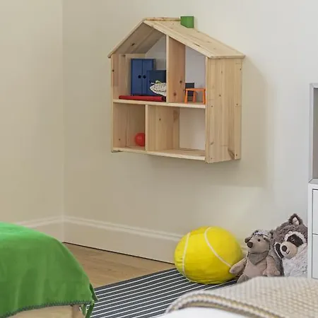 Eucalipto By An Island *