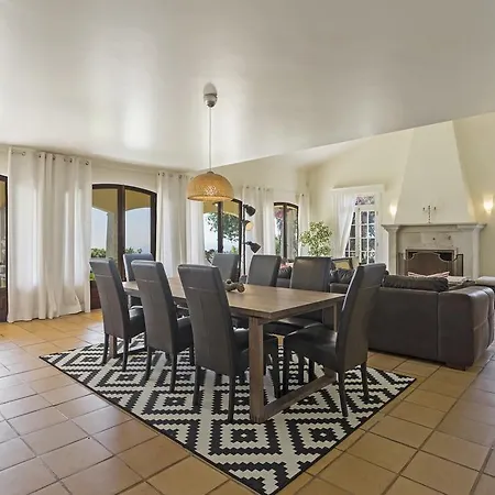 Eucalipto By An Island Vila