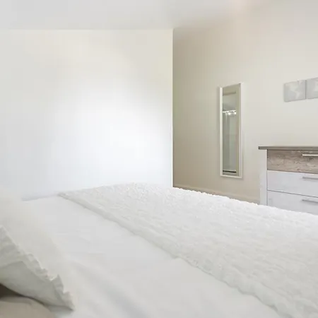 Eucalipto By An Island * Funchal (Madeira)