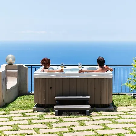 Eucalipto By An Island * Funchal (Madeira)